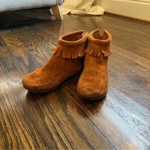 🤎 Minnetonka Moccasin Bootie — Sz 13
